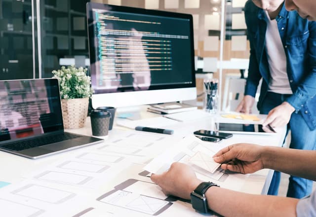 cual-es-la-diferencia-entre-diseño-web-y-desarrollo-web.jpg-2